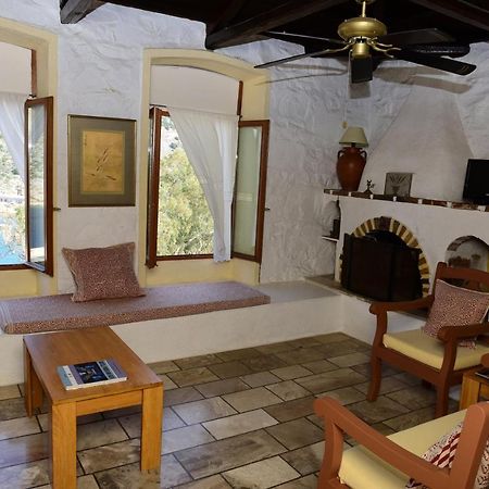 Arbeli House Villa Mandraki  Eksteriør billede